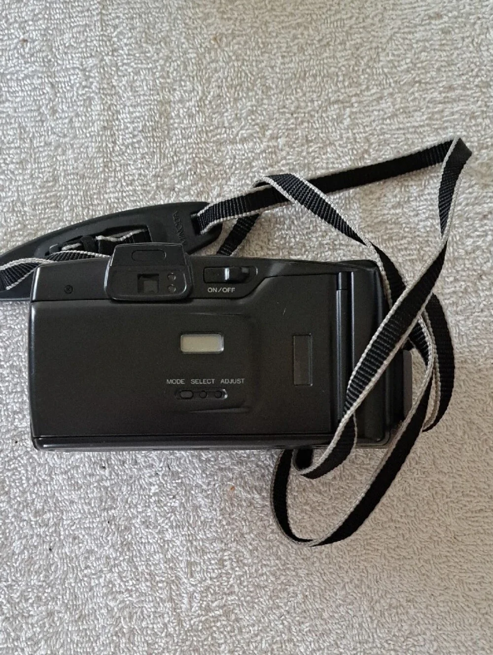 Minolta Freedom Zoom 90C QD 35MM Camera & Case